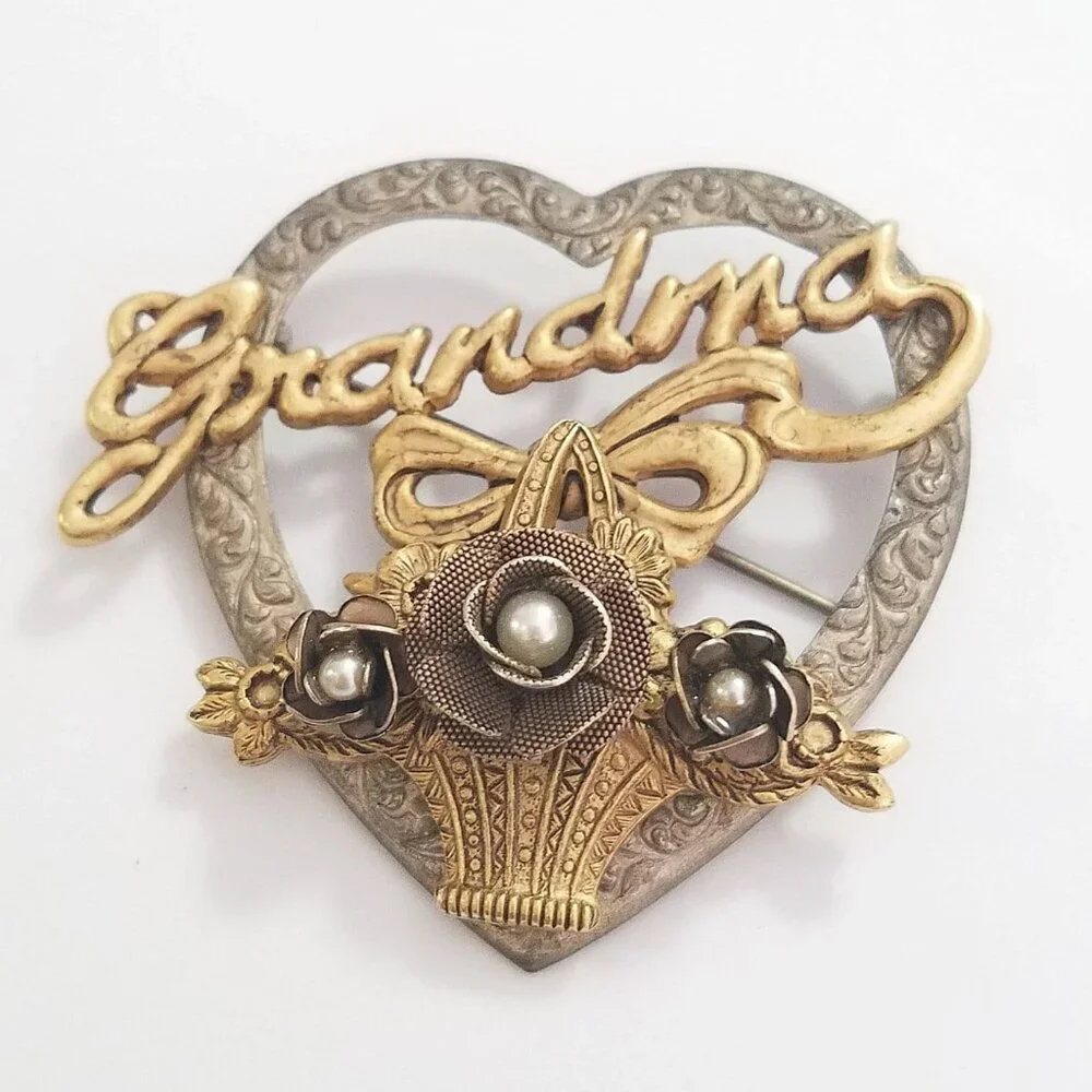 Vintage Grandma brooch ribbon basket‎ of flowers silver gold tone orient